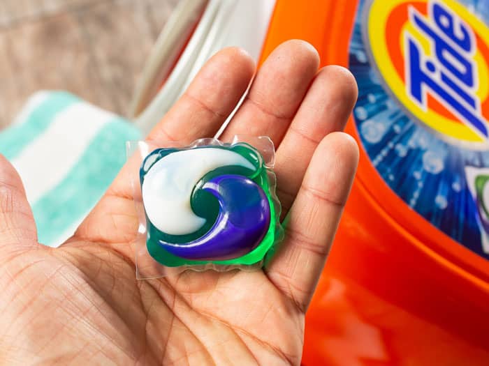 Bring Tide pods on a plane