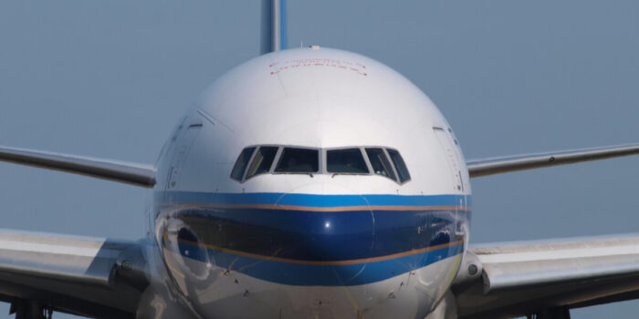 Do Airplanes Have Windshield Wipers